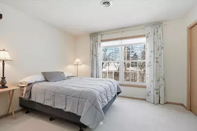 1676 Rose Hill Circle #1676, Saint Paul, MN 55108 - Photo 31