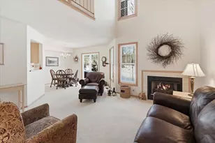 1676 Rose Hill Cir, Saint Paul, MN 55108 - Photo 5