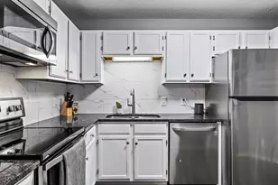 8019 Xerxes Ave S, Bloomington, MN 55431 - Photo 3