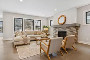 5821 Ashcroft Ave, Edina, MN 55424 - Photo 11