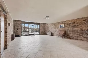 2200 Midland Grove Rd, Roseville, MN 55113 - Photo 3