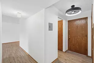 2200 Midland Grove Rd, Roseville, MN 55113 - Photo 5