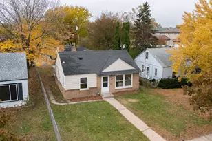 4933 Fremont Ave N, Minneapolis, MN 55430 - Photo 25