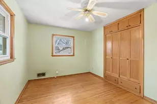 2243 Edgebrook Ave, Saint Paul, MN 55119 - Photo 35