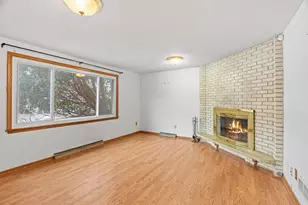 2243 Edgebrook Ave, Saint Paul, MN 55119 - Photo 31