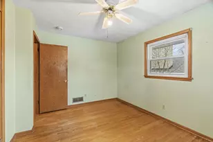 2243 Edgebrook Ave, Saint Paul, MN 55119 - Photo 33