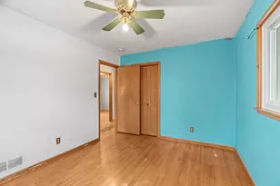 2243 Edgebrook Ave, Saint Paul, MN 55119 - Photo 19