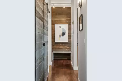 215 7th Street NE #209, Minneapolis, MN 55413 - Photo 31