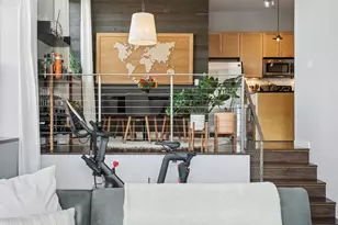 215 7th St NE, Minneapolis, MN 55413 - Photo 17