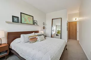 215 7th St NE, Minneapolis, MN 55413 - Photo 25