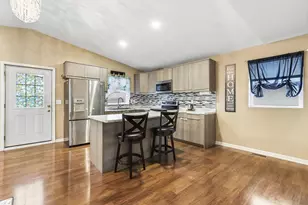 905 W Main St, Marshall, MN 56258 - Photo 11