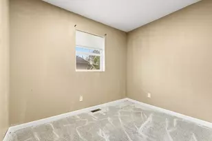 905 W Main St, Marshall, MN 56258 - Photo 25