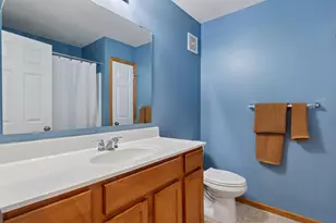 9536 Scott Circle N, Brooklyn Park, MN 55443 - Photo 25