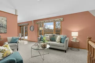 6750 40th St N, Oakdale, MN 55128 - Photo 7