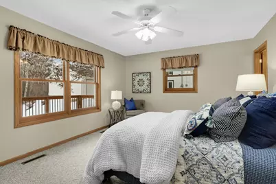 6750 40th Street N, Oakdale, MN 55128 - Photo 17