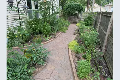 895 Clarence Street, Saint Paul, MN 55106 - Photo 39