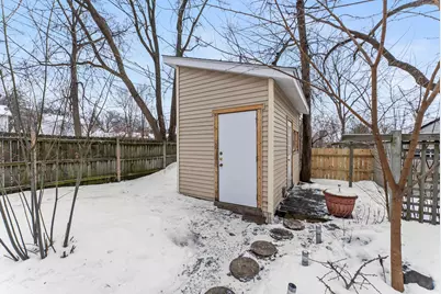 895 Clarence Street, Saint Paul, MN 55106 - Photo 33