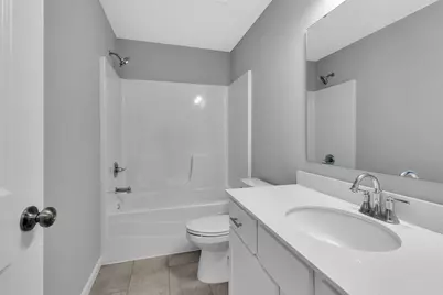 4735 5th Street NE, Saint Cloud, MN 56304 - Photo 11