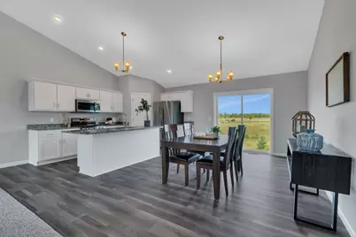 4735 5th Street NE, Saint Cloud, MN 56304 - Photo 3