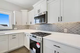 13702 Arrowhead Wy, Rosemount, MN 55068 - Photo 11