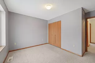 1213 Clarence St, Saint Paul, MN 55106 - Photo 19