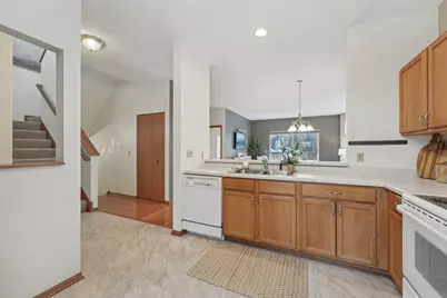 1213 Clarence Street, Saint Paul, MN 55106 - Photo 9