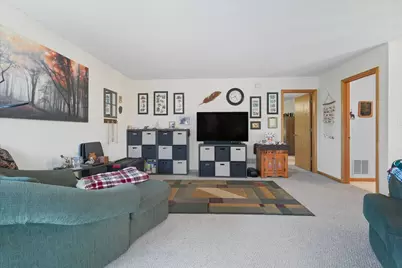 23588 Baltimore Street NE, Bethel, MN 55005 - Photo 17