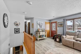 729 5th St S, Wahpeton,  58075 - Photo 27