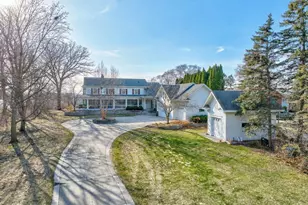 5375 Carlson Rd, Shoreview, MN 55126 - Photo 63