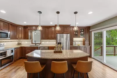 12870 Essex Way, Apple Valley, MN 55124 - Photo 25