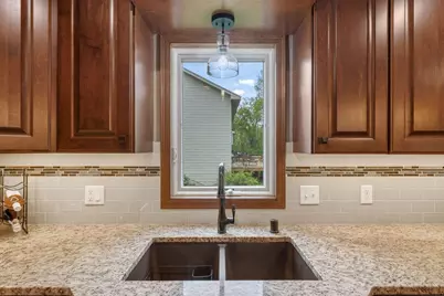 12870 Essex Way, Apple Valley, MN 55124 - Photo 23
