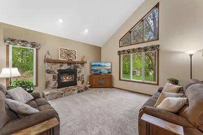 12870 Essex Way, Apple Valley, MN 55124 - Photo 11