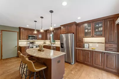 12870 Essex Way, Apple Valley, MN 55124 - Photo 17