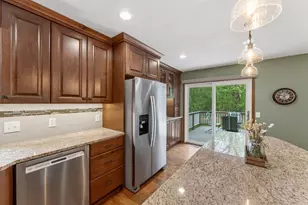 12870 Essex Way, Apple Valley, MN 55124 - Photo 19