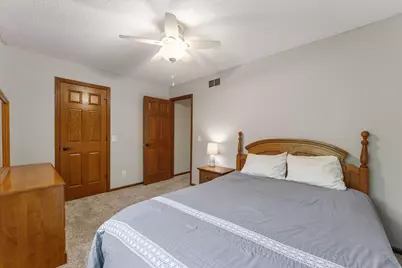 12870 Essex Way, Apple Valley, MN 55124 - Photo 37