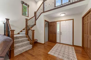 12870 Essex Way, Apple Valley, MN 55124 - Photo 9