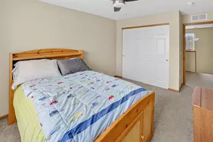 5130 Holly Ln N, Plymouth, MN 55446 - Photo 17