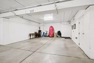 337 W Willoughby Way W, Minnetonka, MN 55305 - Photo 29