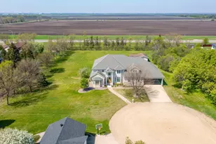 1407 15th St N, Wahpeton,  58075 - Photo 9