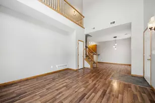 9245 Holly Ln N, Maple Grove, MN 55311 - Photo 9