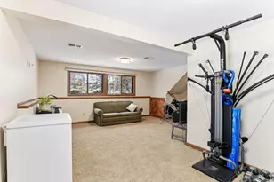 4226 Bridgewood Terrace, Vadnais Heights, MN 55127 - Photo 23