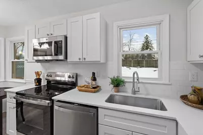 2138 3rd Street E, Saint Paul, MN 55119 - Photo 5