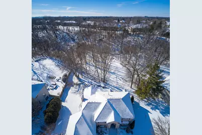 11709 Welters Way, Eden Prairie, MN 55347 - Photo 9