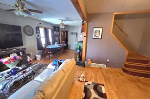 1236 Reaney Ave, Saint Paul, MN 55106 - Photo 3