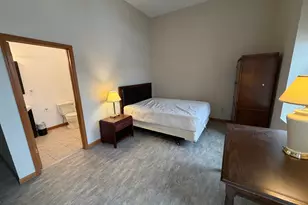 542 Benson Ave SW, Willmar, MN 56201 - Photo 5