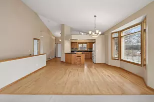 7933 Victoria Curve, Saint Louis Park, MN 55426 - Photo 13