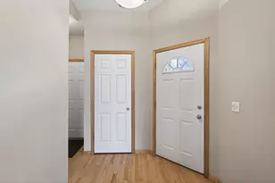 7933 Victoria Curve, Saint Louis Park, MN 55426 - Photo 5