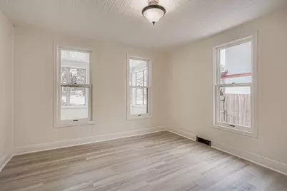 84 Isabel Street W, Saint Paul, MN 55107 - Photo 9