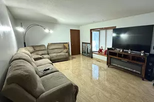 204 S Schendel St, Blomkest, MN 56216 - Photo 5