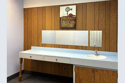 117 E Lincoln Avenue, Fergus Falls, MN 56537 - Photo 25